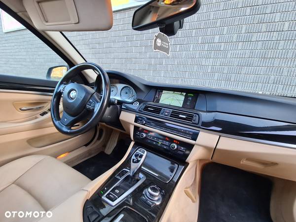 BMW Seria 5 520d xDrive Touring Luxury Line - 18