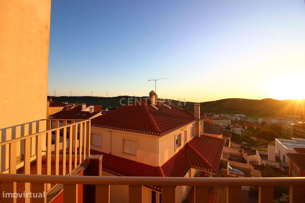 Moradia V4 em Torres Vedras, 566m2 ,vistas excecionais, qualidade e co-32