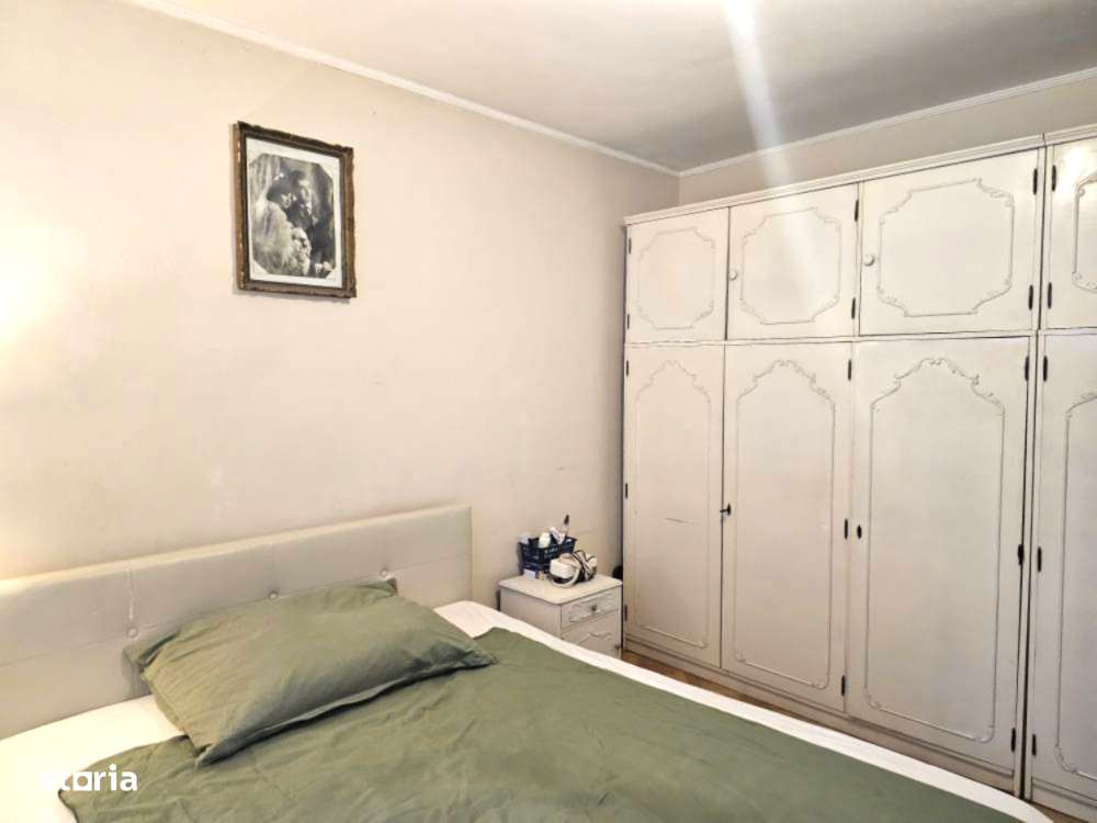 Se vinde un apartament situat în liniștitul cartier Splaiul Crișanei-10