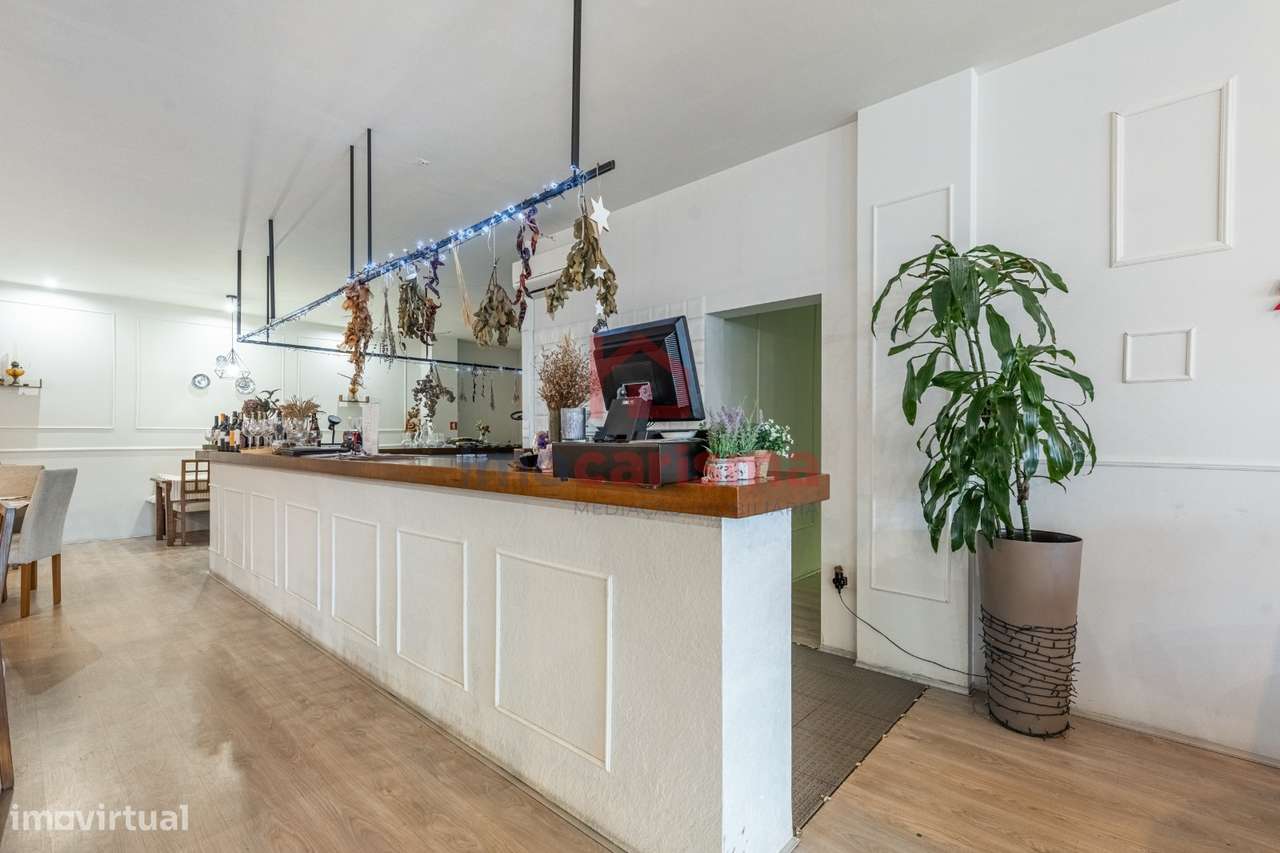 Trespasse Restaurante "Casa da Mãe Ana" no centro de Vila Nova de Fama - Grande imagem: 4/27