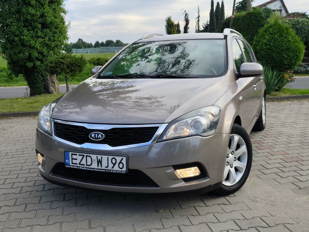 Kia Ceed I (2006-2012) 1.6 CRDi ISG Spirit 2010