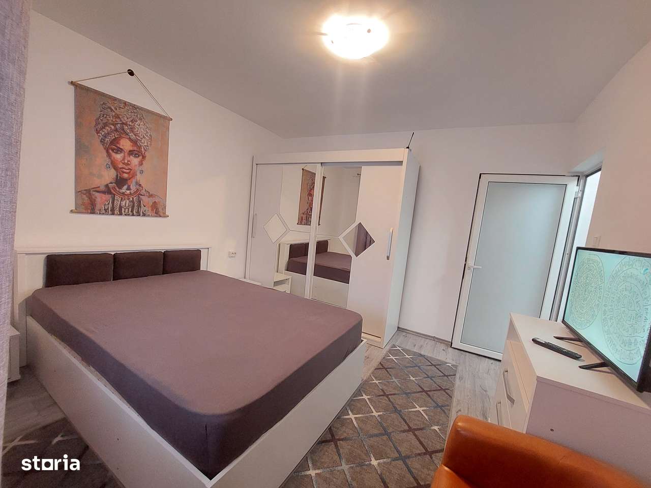 Vindem Apartament 2 camere Super,RENOVAT mobilat si utilat-7