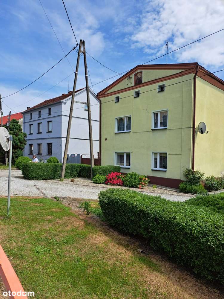 Przestronny dom w Racławicach-0