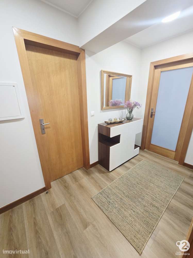 Apartamento T2 em Custóias - Grande imagem: 4/18