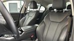 BMW Seria 3 318i Sport Line - 11