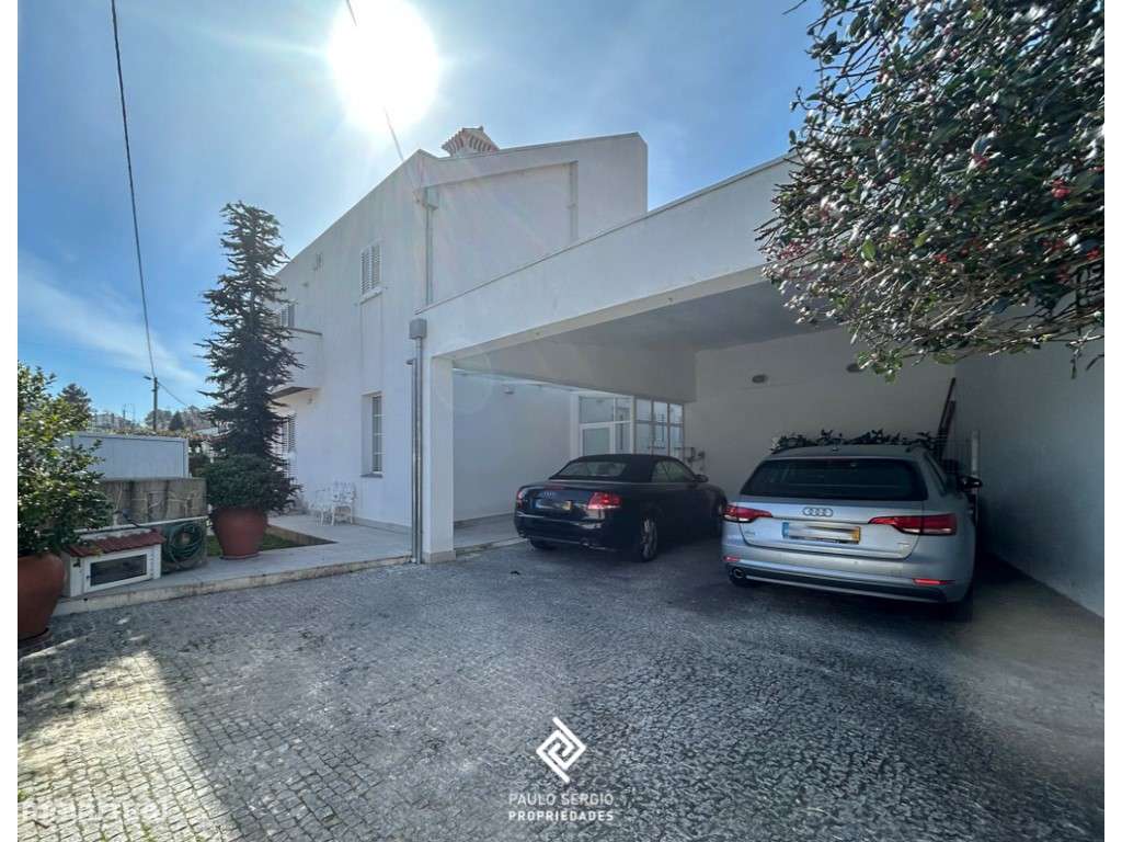 Espetacular moradia T3 de 4 frentes e belíssima área exterior a 5 m...-23