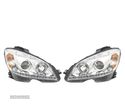 FARÓIS COM LUZ DIURNA LED PARA MERCEDES C W204 07-11 FUNDO CROMADO - 1