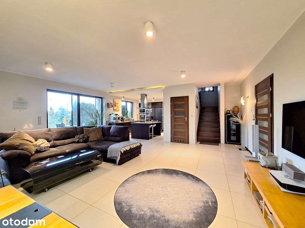 Komfortowy dom 177 m2 z pompą ciepła i dużym ogrodem 900m2 / Bielawa-9