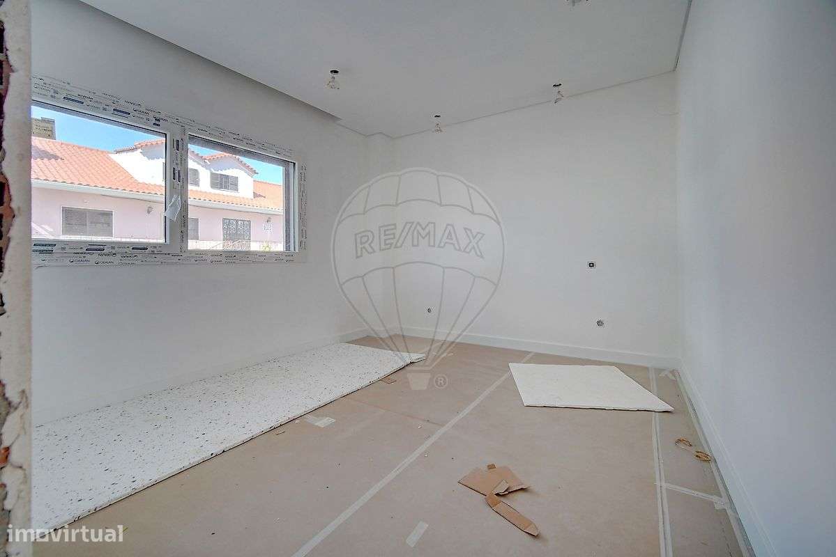 Moradia T5 para venda-10