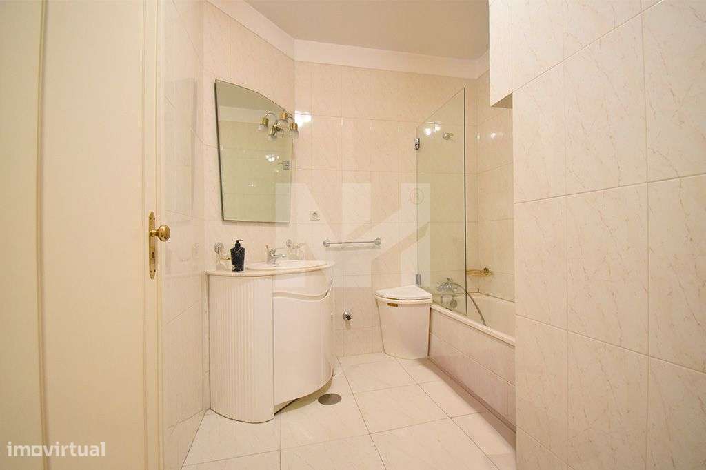 Apartamento T4 | Duplex | Centro | Santo Tirso-25