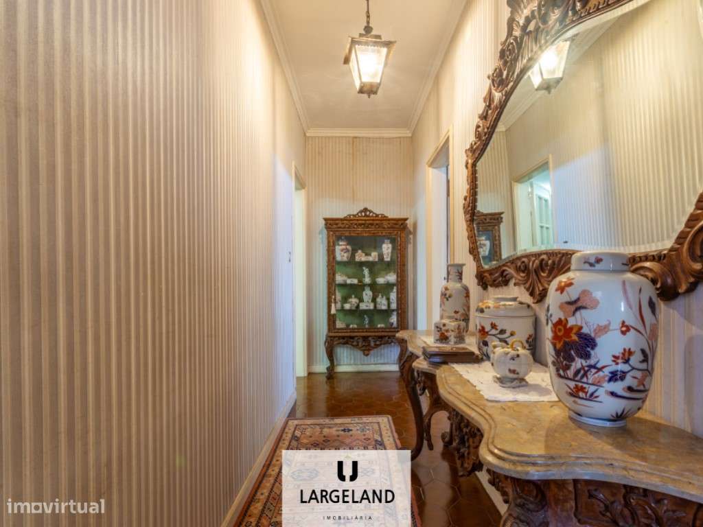 Moradia isolada T4 em Arrifana-11