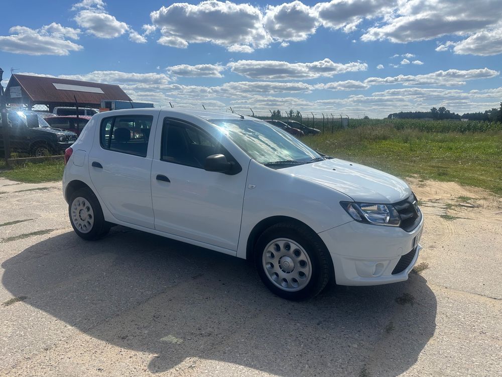 Dacia Sandero II (2012-2020) 1.2 16V 75 Essentiel 2013