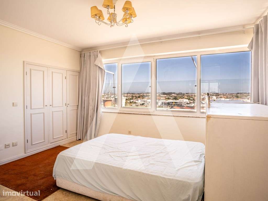 Apartamento T4 com Terraço de 90 m² no Centro de Aveiro-26