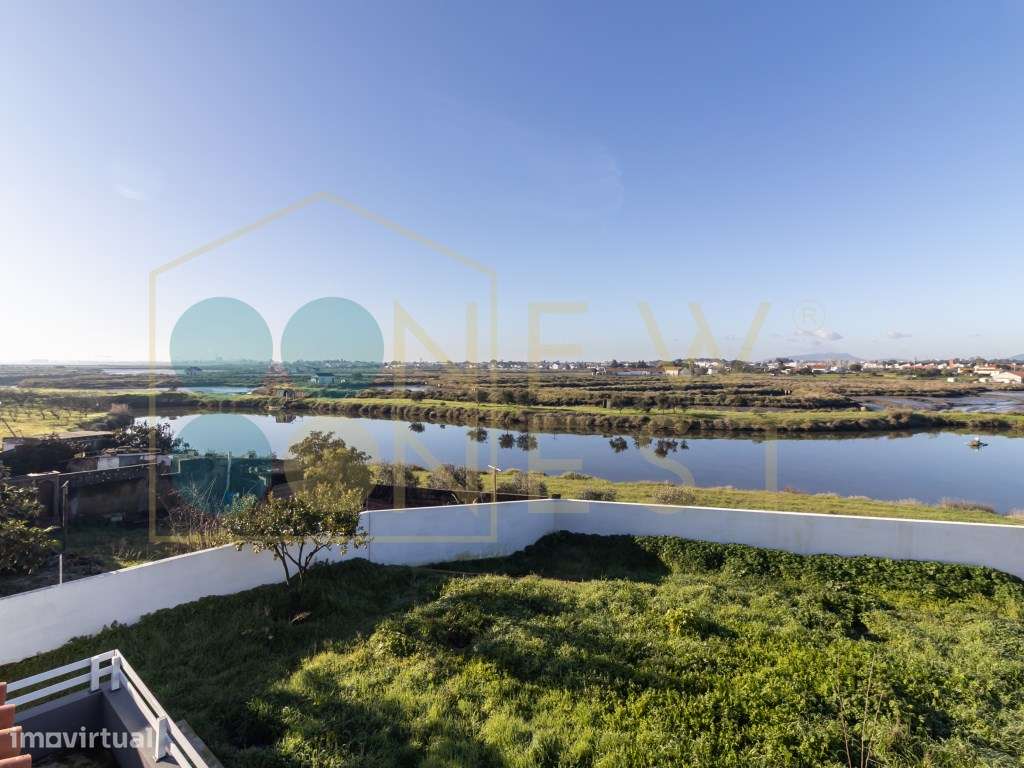 Moradia T3 Remodelada na Gâmbia com sótão e terraço junto ao Estuár...-45