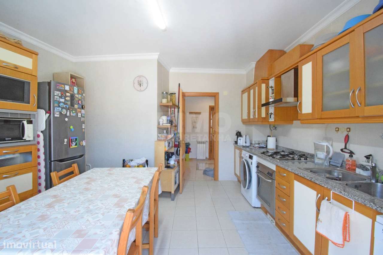 T4 c/ Piscina, Garagem e Sótão | Quinta do Covelo | Covilhã-10