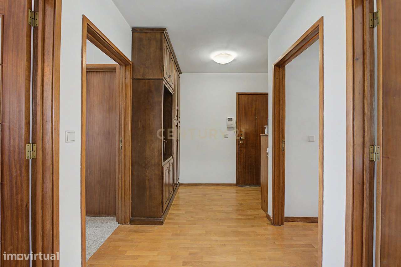 Apartamento T2 em Cedofeita, Porto - Oportunidade Única!-10