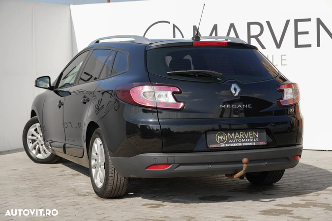 Renault Megane dCi 110 FAP Paris - 5