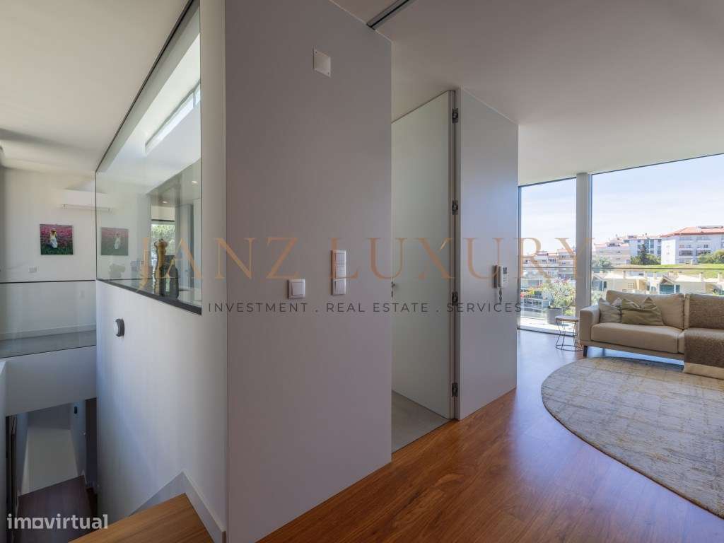 Moradia T4 Contemporânea com Vista Mar Total e Rooftop | Paço de Arcos-5