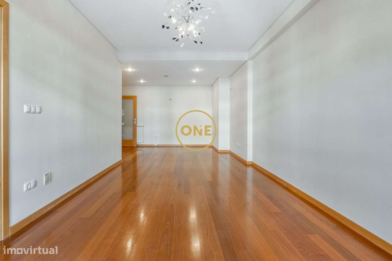 Harmonioso Apartamento T4 - Lamaçães - Grande imagem: 5/35