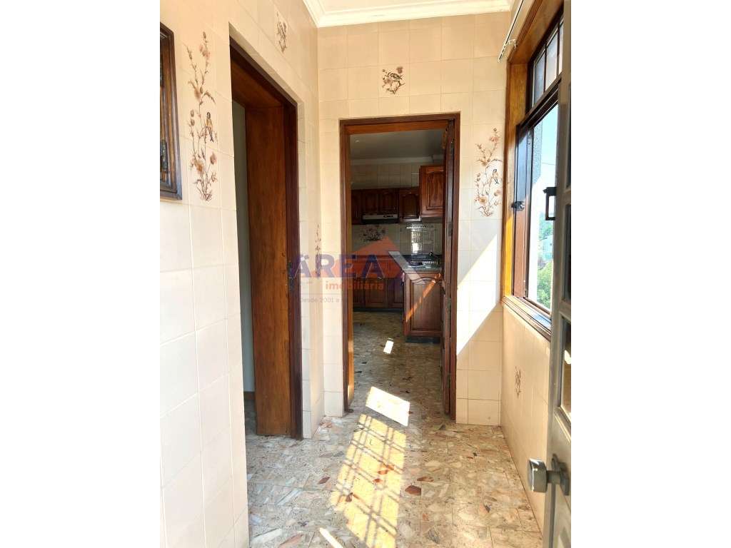 MORADIA BI-FAMILIAR-46