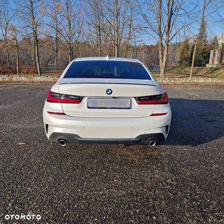 BMW Seria 3 320d xDrive M Sport Shadow - 6