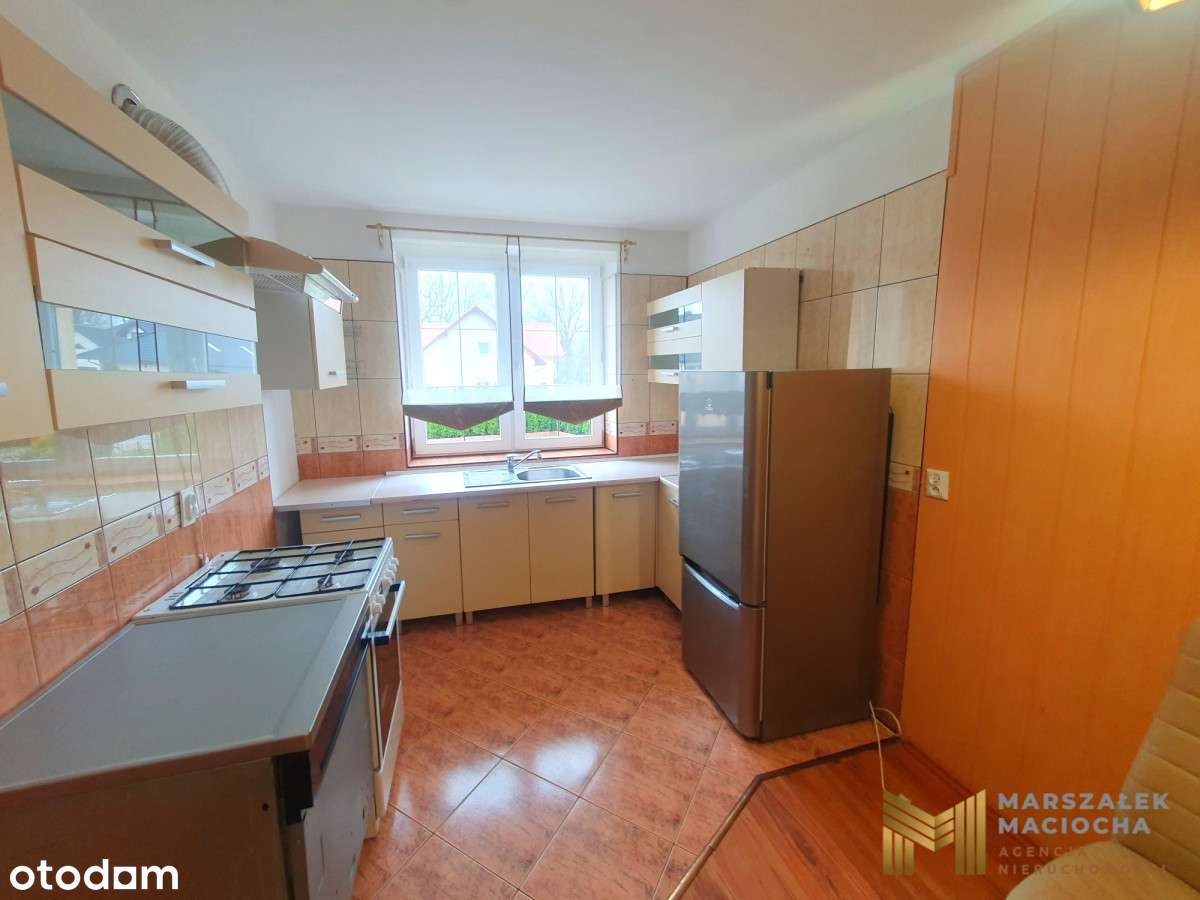 Rodzinny dom w zabudowie bliźniaczej Obora-14