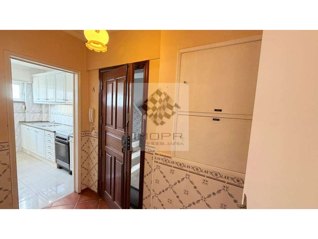 Apartamento T1 em Rana - São Domingos de Rana-5