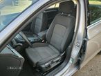 VW Passat 2.0 TDI Business P.DSG - 24