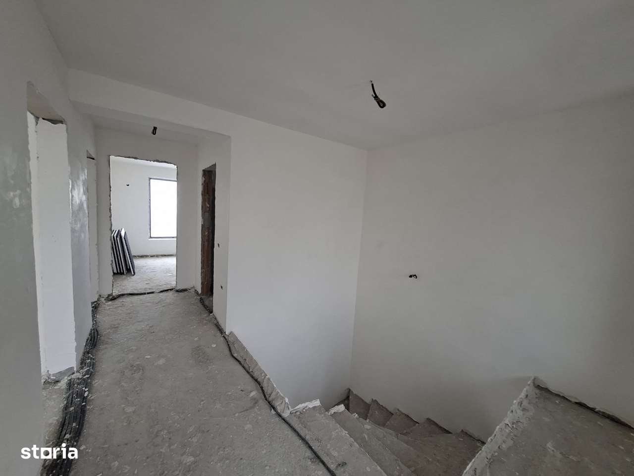 Casa Parter + 1 etaj/ 5 camere/Comuna Berceni/COMISION 0%-7