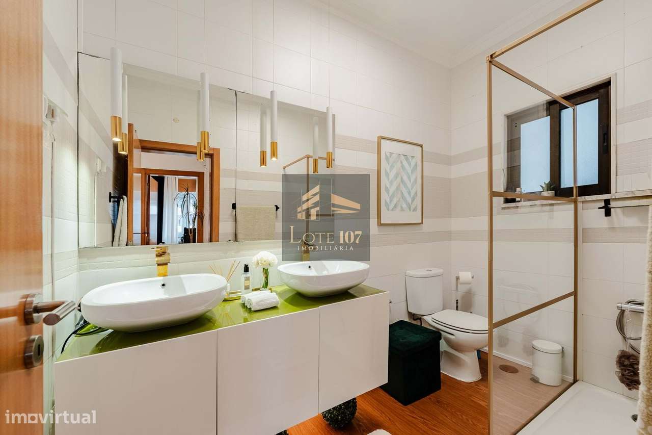 Apartamento T2 Remodelado em Pinhal Novo-26