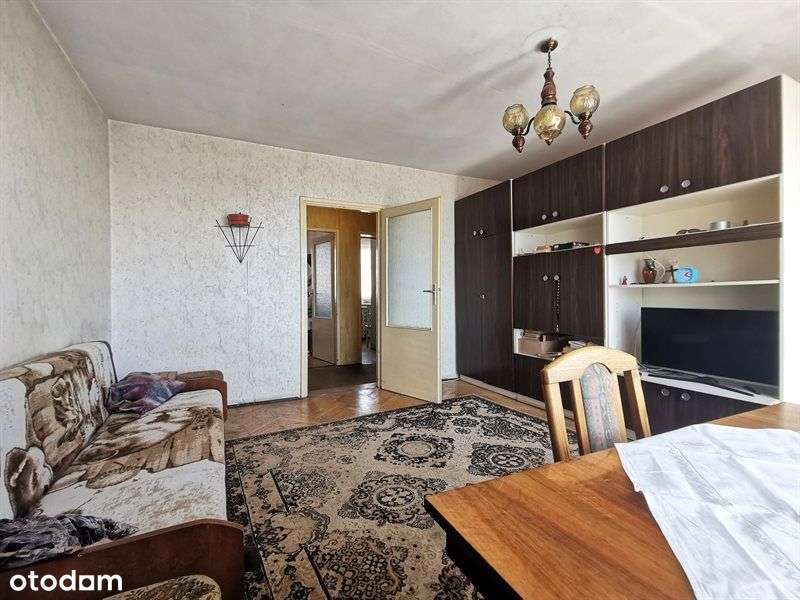 Sprzedam mieszkanie z balkonem , do remontu-6