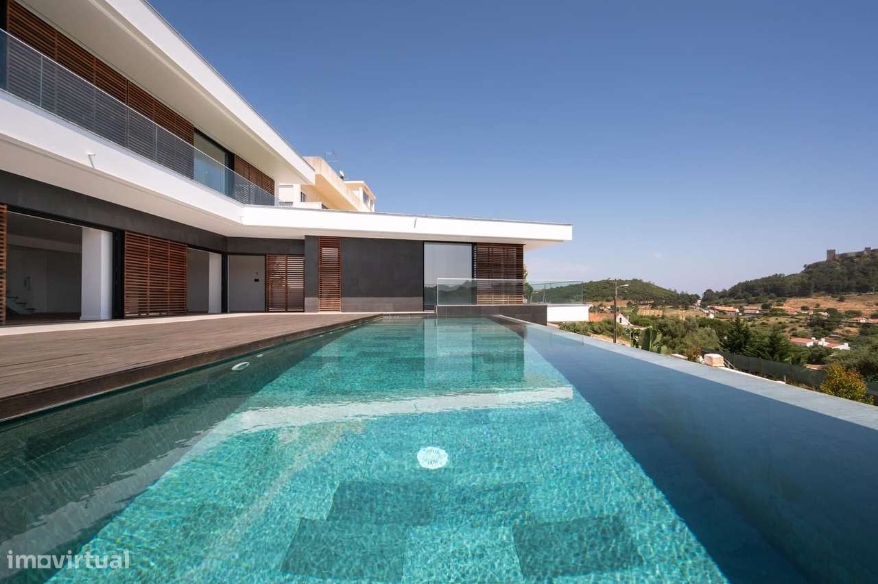 Moradia T4 com piscina, Castelo, Sesimbra - Grande imagem: 3/48