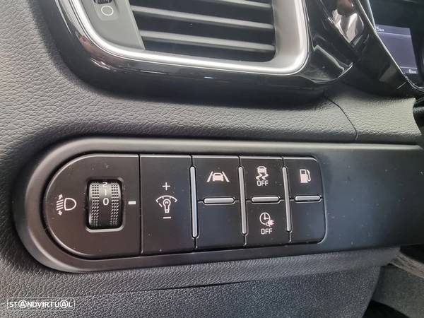 Kia XCeed 1.6 GDi PHEV Drive - 22