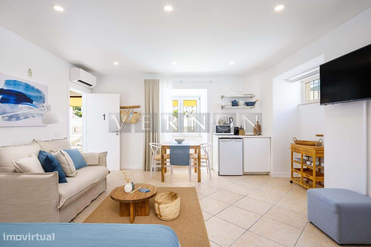 Algarve, Carvoeiro, moradia com 4 estudios independentes, localizada n - Grande imagem: 4/26