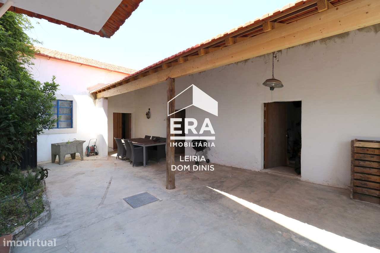 Moradia Isolada T5 em Ferreira do Zêzere-35