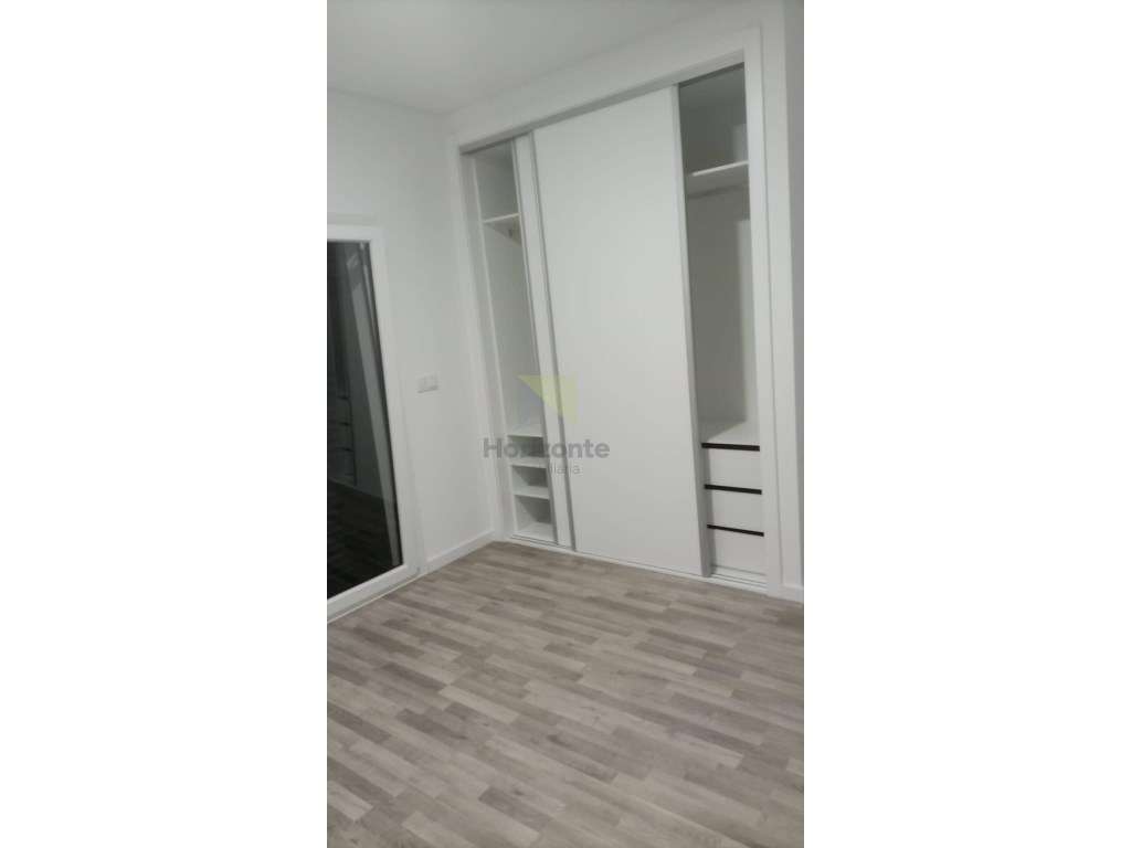 Moradia Geminada T3 + 1 - Fernão Ferro - Grande imagem: 5/16