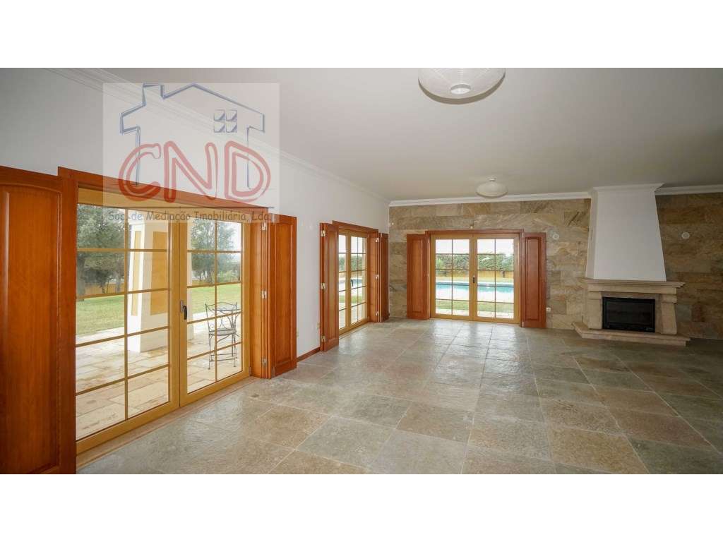 MAFRA - QUINTA, Moradia Arquitetura Tradicional Portuguesa com pisc...-4