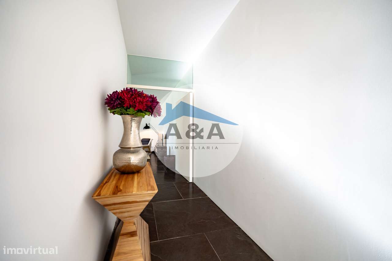 Villa Exclusiva de Arquitetura Contemporânea inserida na Natureza d...-29