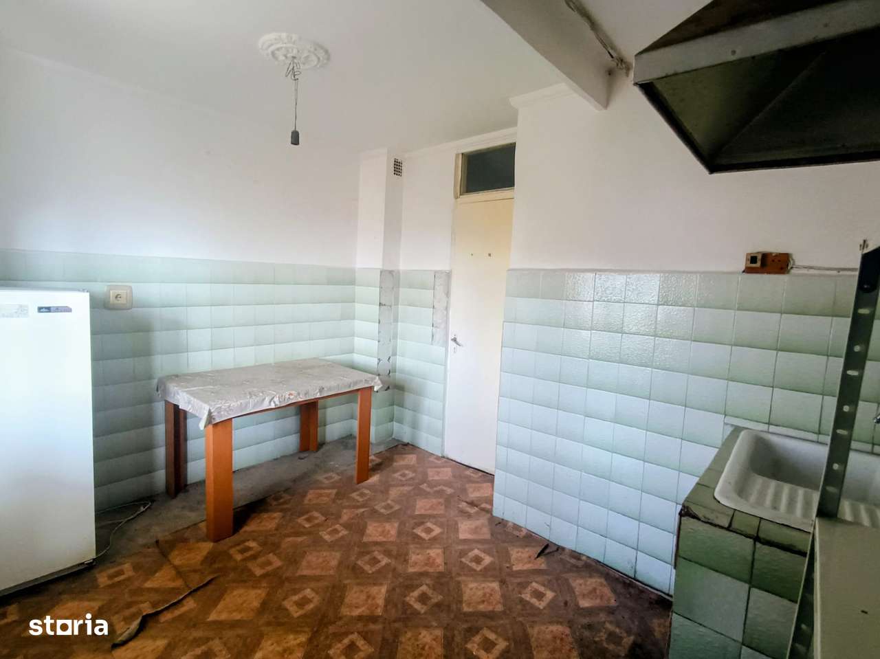Apartament 3 camere, etaj 4, 75 mp Dr Hacman-3