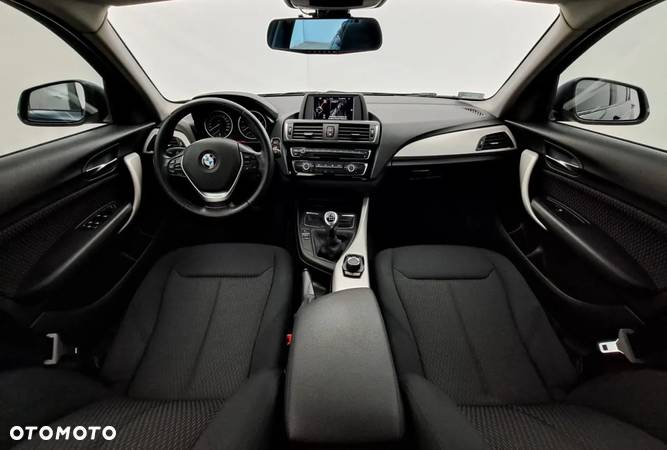 BMW Seria 1 118i Advantage - 25