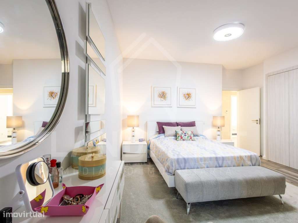 Apartamento T3 Duplex, Centro de Turquel-46