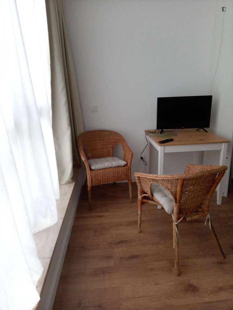 Estúdio - localizado em Santo Ildefonso Porto - Grande imagem: 4/10