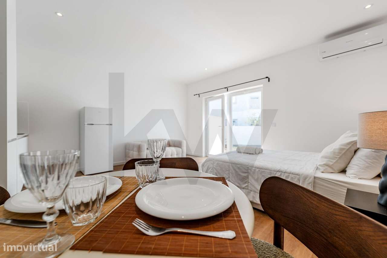 Prédio Residencial 17 Unidades – Totalmente Remodelado | Leiria-8