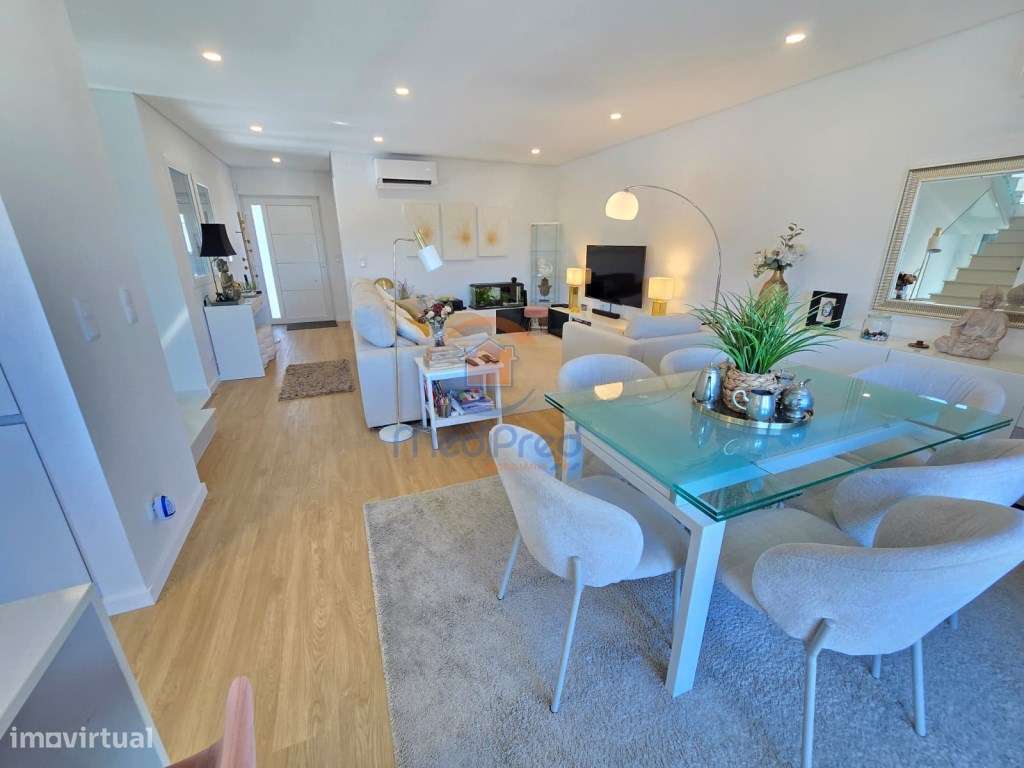 House - View 5