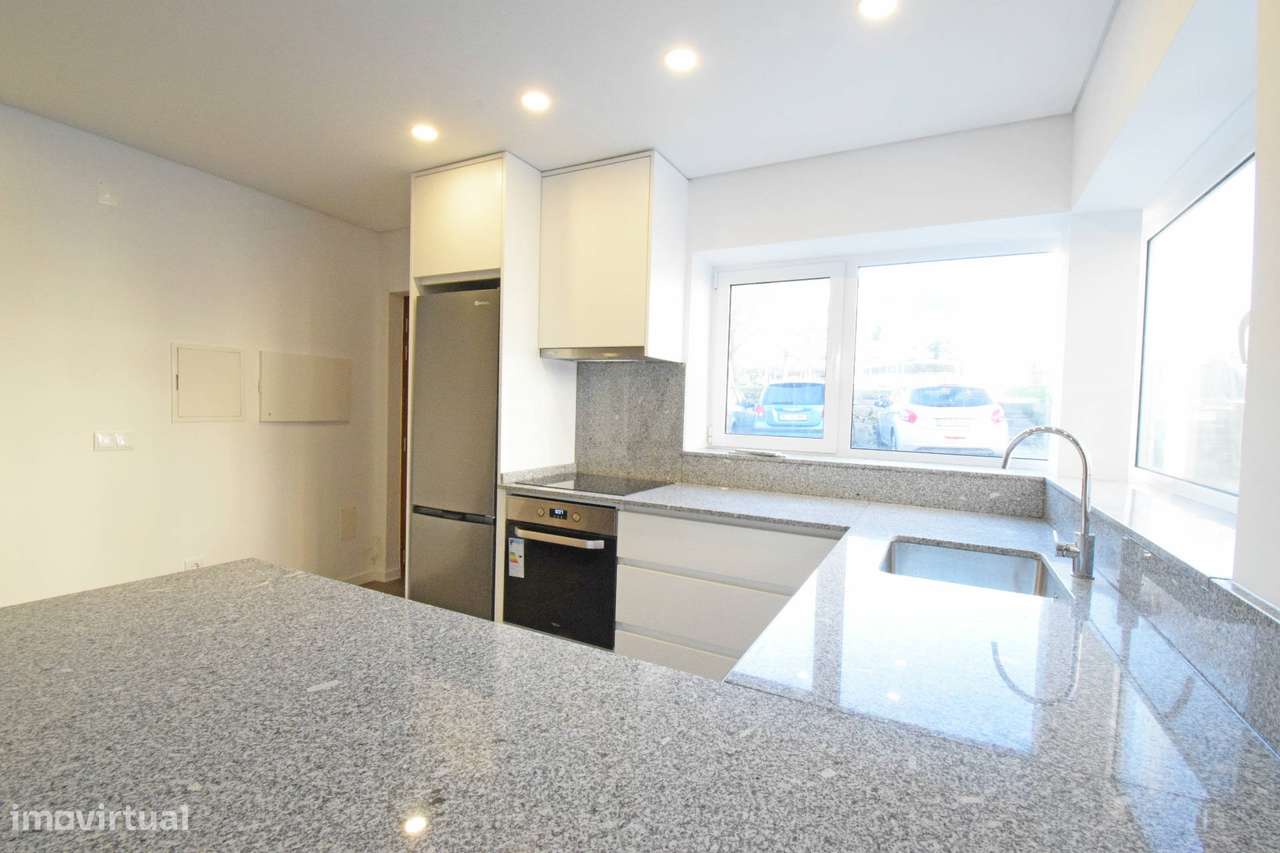 Moradia V2 Nova - Centro do Fundão - Grande imagem: 5/27