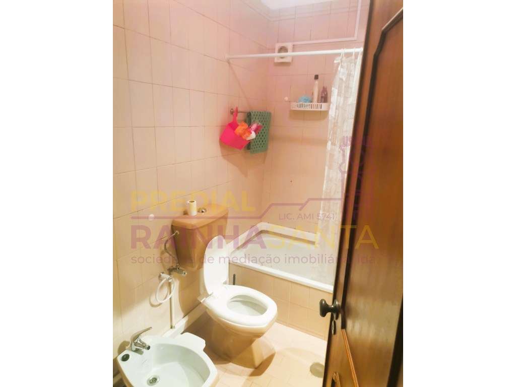 Quarto em apartamento T4 - mobilado e equipado (Celas) - Grande imagem: 5/6