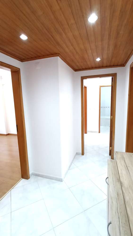 T3 com Arrecadação e Terraço, Pronto a habitar-17