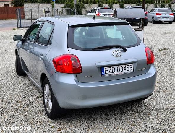 Toyota Auris 1.6 Life - 7