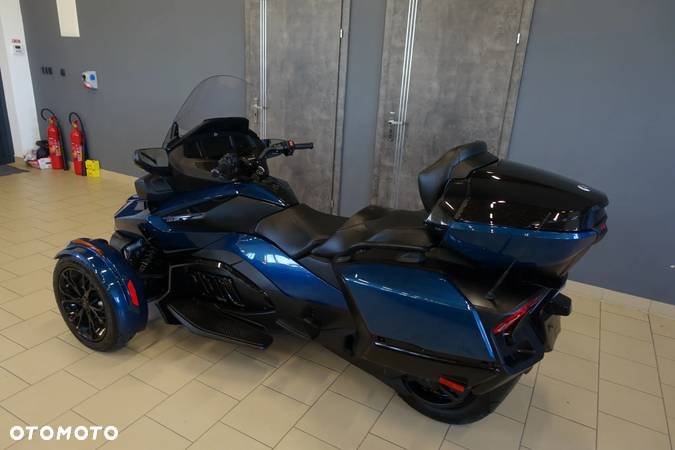 Can-Am Spyder - 7