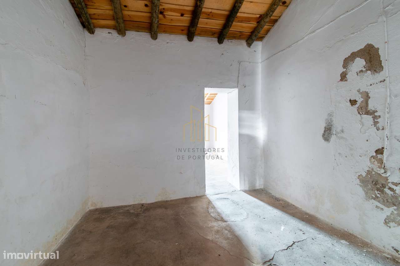 Moradia para Remodelação com Terreno – Casas Novas de Mares, Alandroal - Grande imagem: 4/10